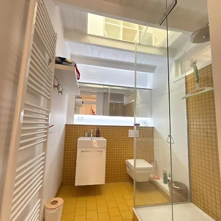 Historic Center Charming Duplex With Balcony Appartement *