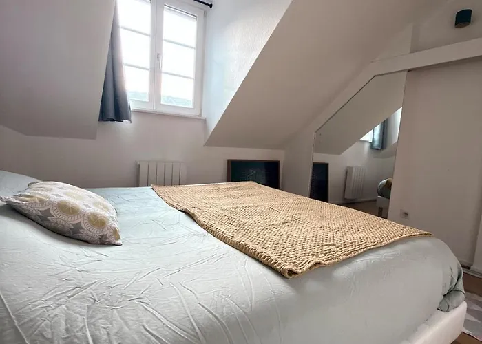 Historic Center Charming Duplex With Balcony Appartement